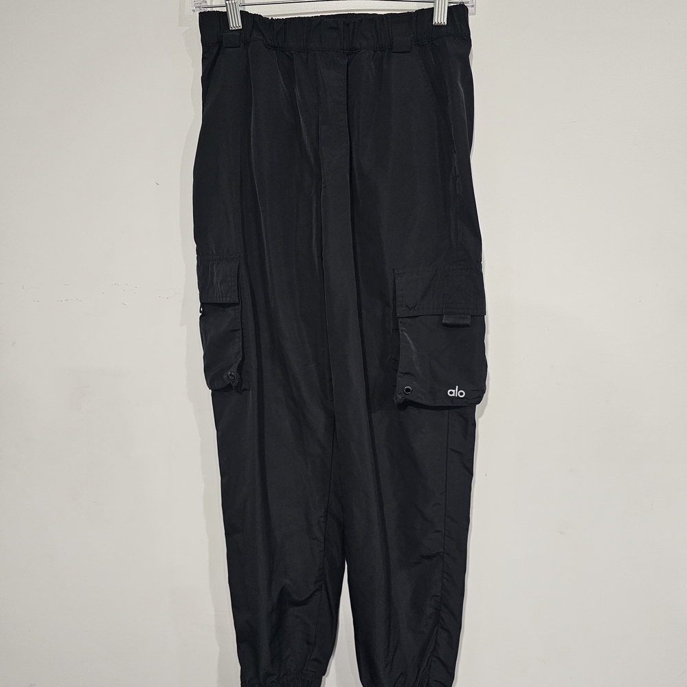 ALO Yoga Womens Black Cargo Pants